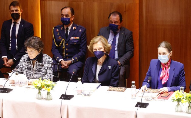 Su Majestad la Reina Doña Sofía preside la reunión del Patronato de la Escuela Superior de Música