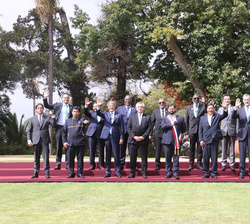 Fotografía oficial en los jardines de la Residencia Presidencial