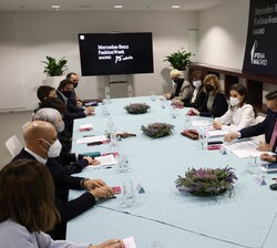 Doña Letizia durante el desarrollo de la reunión "Diálogos sobre la Moda Española"
