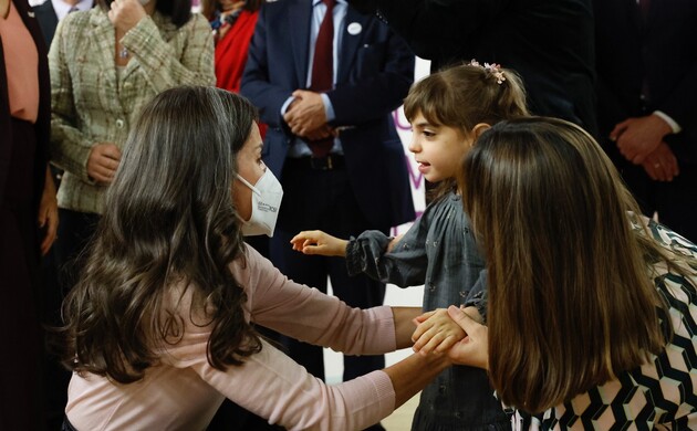 Doña Letizia durante el encuentro con los asistentes
