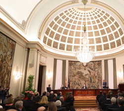 Intervención del Gobernador del Banco de España en el acto de entrega del XVIII Premio de Economia Rey de España presidido por Don Felipe