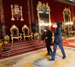 Sus Majestades los Reyes junto a Sus Excelencias el Presidente de la República de Costa Rica, Sr. Carlos Alvarado Quesada y la Primera Dama, Sra. Clau