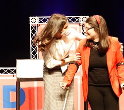 Doña Letizia con Claudia María Tecgleb García, “Premio Fundación Princesa de Girona 2022”, en la categoría de “Social”