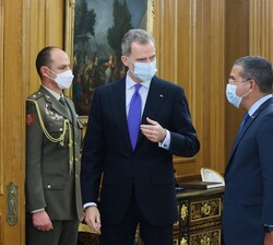 El Rey y el Gobernador del Estado Libre Asociado de Puerto Rico se dirigen al despacho de Don Felipe para la audiencia
