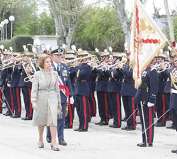 Su Majestad la Reina Doña Sofía pasa revista a la Fuerza