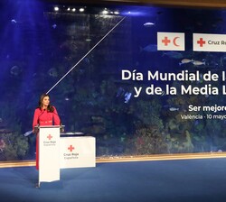 Su Majestad la Reina durante su intervención 
