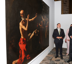 Una parada de Su Majestad en el recorrido por la exposición "Transitus" de la Fundación "Las Edades del Hombre"