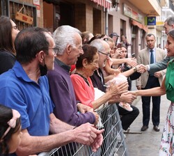 Sus Majestades los Reyes a su llegada a Pinofranqueado