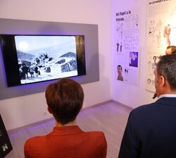 Proyección de un vídeo de la visita de S.M. el Rey Alfonso XIII a la comarca de Las Hurdes