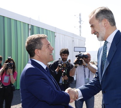 Su Majestad el Rey es recibido por el presidente de la Junta de Comunidades de Castilla-La Mancha, Emiliano García-Page