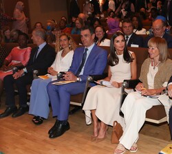 Doña Letizia en el auditorio de la UNED