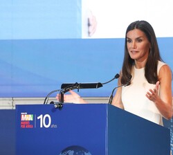 Su Majestad la Reina interviene en la apertura de la Conferencia Internacional “Los puentes de las mujeres. Propuestas desde el Sur para el camb