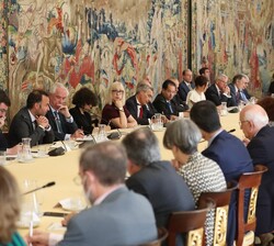 Reunión del Consejo Científico del Real Instituto Elcano de Estudios Internacionales y Estratégicos presidida por Su Majestad el Rey