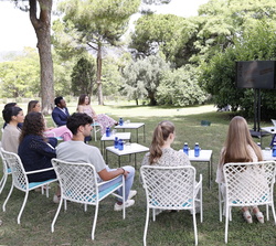 Vista general del taller impartido por Hadi Partovi en el que han participado Sus Altezas Reales la Princesa de Asturias y de Girona y la Infanta Doña