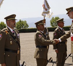 Don Felipe saluda a los participantes en los actos