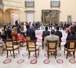 Audiencia de S.M. el Rey a una delegación de alumnos y antiguos alumnos de la Universidad de Georgetown