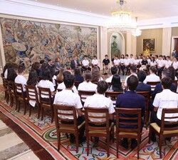 Audiencia a los participantes en la XVII edición del Programa “Becas Europa” de la Universidad Francisco de Vitoria