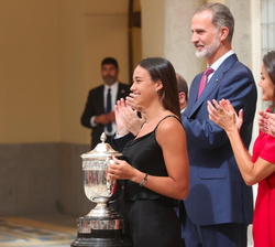 Carmen Ramos, atleta, ganadora del Premio Reina Sofía, a la persona que más ha destacado de forma relevante por su nobleza y juego límpio