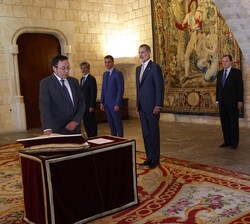 Su Majestad el Rey durante la promesa del nuevo Fiscal General del Estado, Álvaro García Ortiz