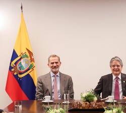 Su Majestad el Rey junto al Presidente de la República de Ecuador, al inicio del desayuno de trabajo