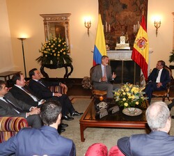 Encuentro entre las delegaciones de España y la República de Colombia presidido por Su Majestad el Rey y el Presidente, Gustavo Petro