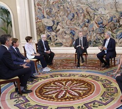 Don Felipe durante la audiencia con el Comité de Dirección del Centro de Estudios de Políticas Públicas y Gobierno (CEPPYG) de la Universidad de Alcal