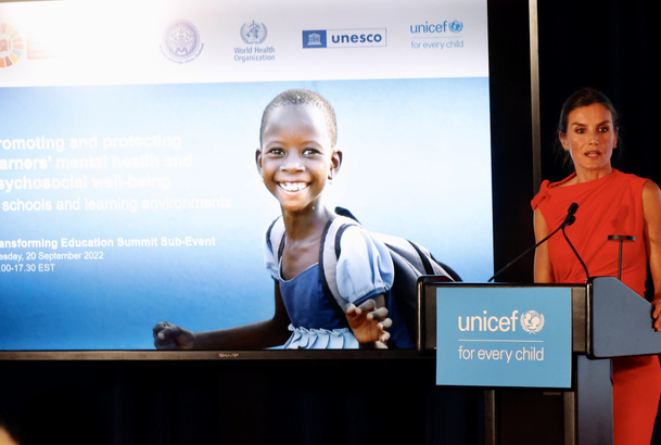 Su Majestad la Reina durante su intervención en la reunión de alto nivel organizada por UNICEF, la UNESCO y la OMS dentro de la semana de la Asamblea 