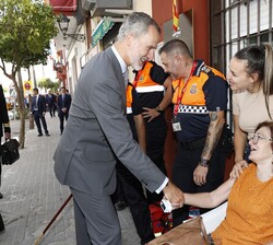 El Rey a su llegada a la Comunidad de Regantes del Bajo Guadalquivir