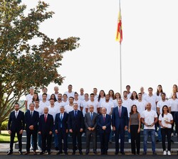 Los Reyes junto a las Selecciones Nacionales Masculina y Femenina de Waterpolo