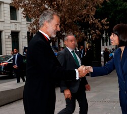 Su Majestad el Rey recibido por la ministra de Ciencia e Innovación, Diana Morant