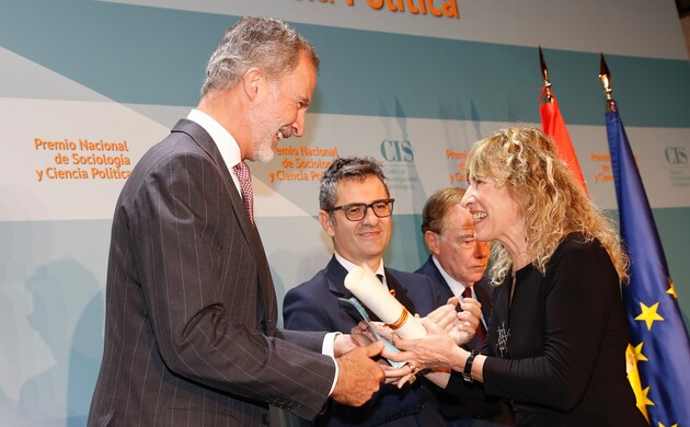 El Rey entrega el Premio Nacional de Sociología y Ciencia Política 2021 a Constanza Tobío Soler