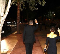 Sus Majestades los Reyes a su llegada a Macael