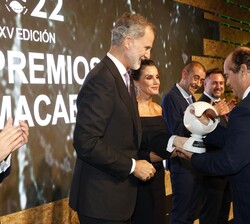 "Premio a la Obra en Blanco Macael"