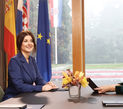 Encuentro entre Su Majestad la Reina y la primera dama de la República de Croacia