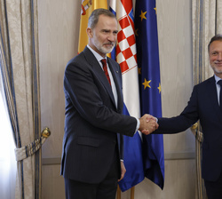Su Majestad el Rey recibe el saludo del presidente del Parlamento de la República de Croacia, Gordan Jandroković