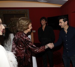 Doña Sofía saludó a los músicos y artistas del Concierto