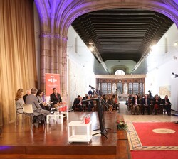 Su Majestad la Reina durante el panel titulado “Retos y estrategias del Instituto Cervantes”