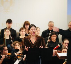 Actuación de la Orquesta y Coro de la Universidad de Granada
