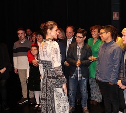 Su Majestad la Reina junto a miembros y beneficiarios de la Fundación para Personas con Discapacidad de Menorca