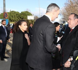 Su Majestad el Rey recibe el saludo del presidente de la República de Guatemala, Alejandro Giammattei