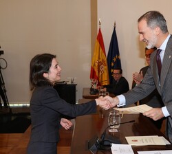 El Rey entrega el Despacho a Paloma Díaz Topete, número uno de la promoción