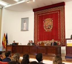 Discurso de Su Majestad el Rey en la entrega de los Despachos de Secretario de Embajada a la LXXIV promoción de la Carrera Diplomática