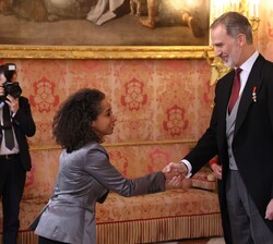 Don Felipe y Doña Letizia en el transcurso del saludo al Cuerpo Diplomático acreditado en España