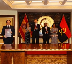 Firma de los Memorandos de Entendimiento