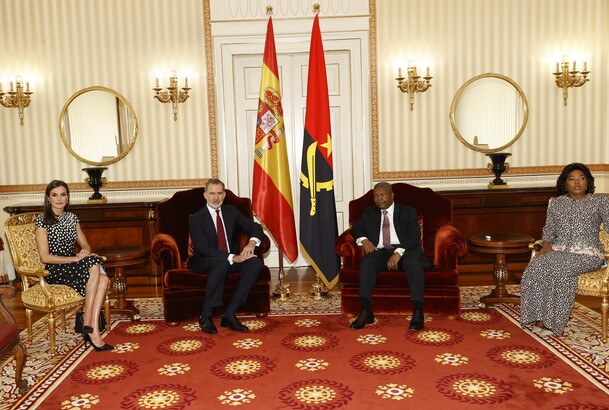 Encuentro de Sus Majestades los Reyes junto al Presidente de la República de Angola, João Manuel Gonçalves Lourenço y la Primera Dama, Ana Afonso Dias