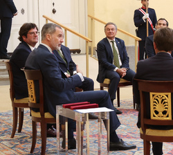 Su Majestad el Rey durante la audiencia a la Junta Directiva del Real Club de Polo de Barcelona