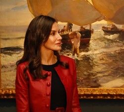 Doña Letizia en la exposición “Sorolla a través de la luz”
