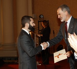 Su Majestad el Rey entrega el Premio Nacional de Historia de España a Antonio José Díaz Rodríguez por su obra “El mercado curial. Bulas y negoci