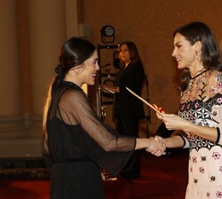 Su Majestad la Reina entrega el Premio Nacional de Danza, en su modalidad interpretación a Patricia Guerrero, por “la personalidad y fuerza de s