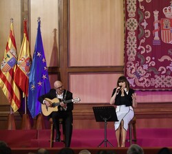 Interpretación de la canción "Y busqué" por Rozalén